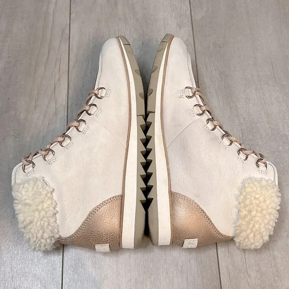 SOREL Women's Harlow Lace Lux Waterproof Leather Booties, Size 8.5 - Picture 10 of 10